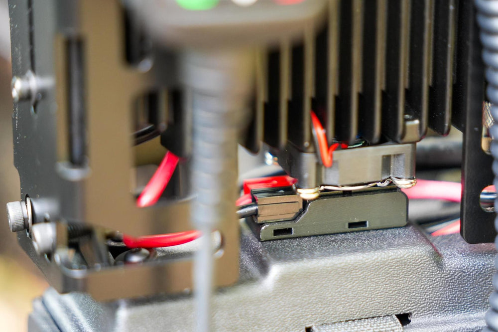 Anderson Powerpole wiring and frame integration detail